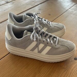 Adidas Gray Sneakers with White Accents